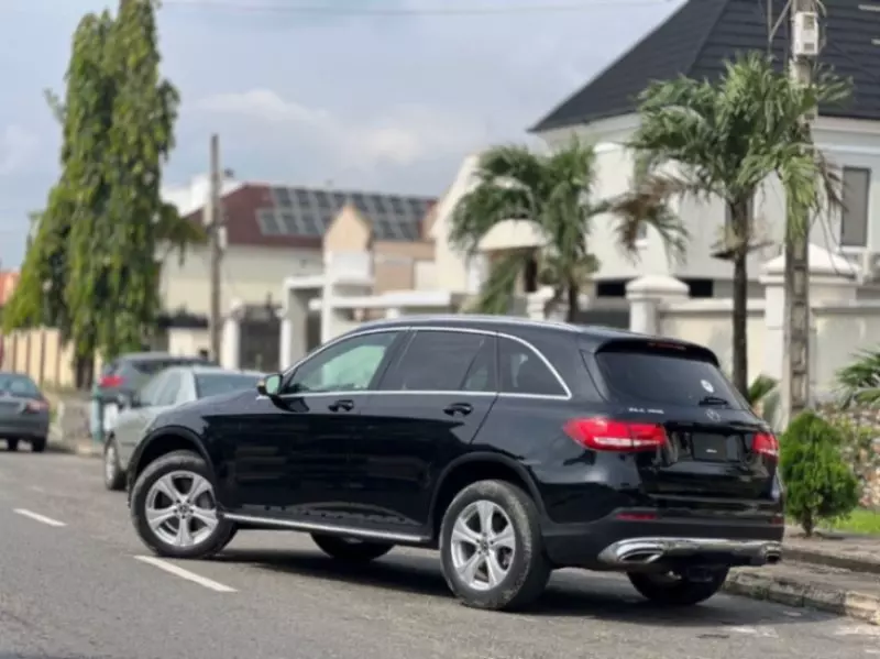 Mercedes-Benz GLC 300