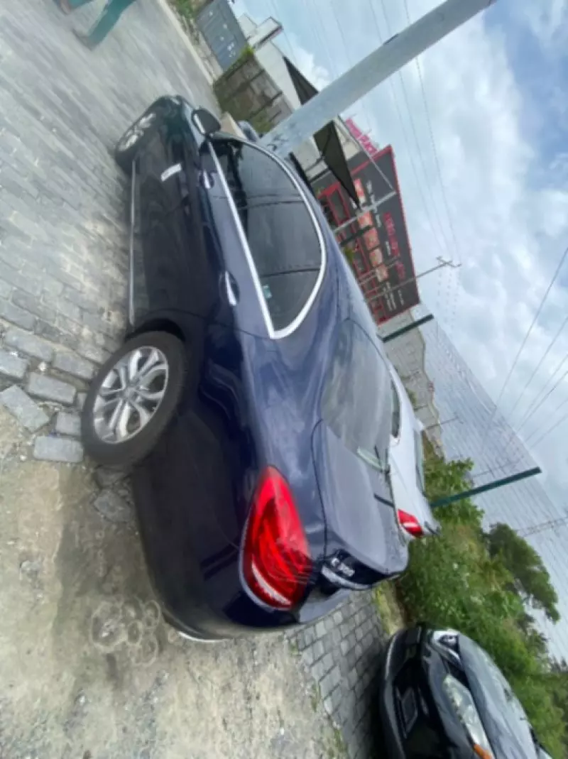 Mercedes-Benz C 300   - 2015