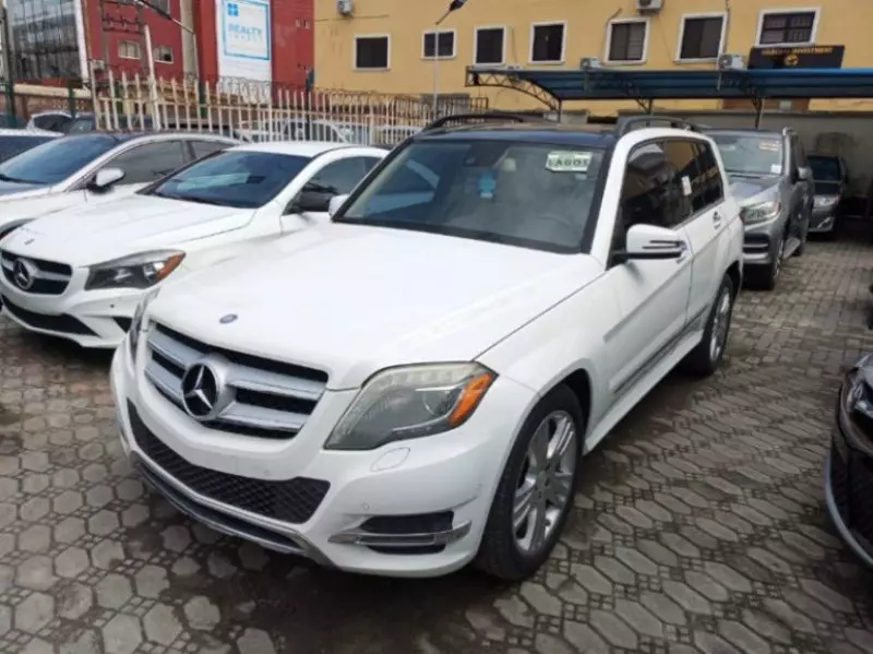 Mercedes-Benz GLK 350   - 2013