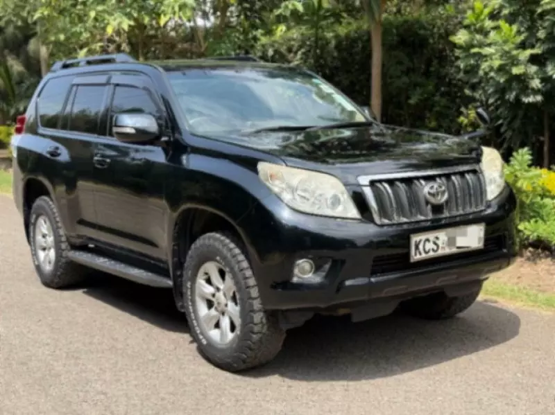 Toyota Land Cruiser Prado   - 2011