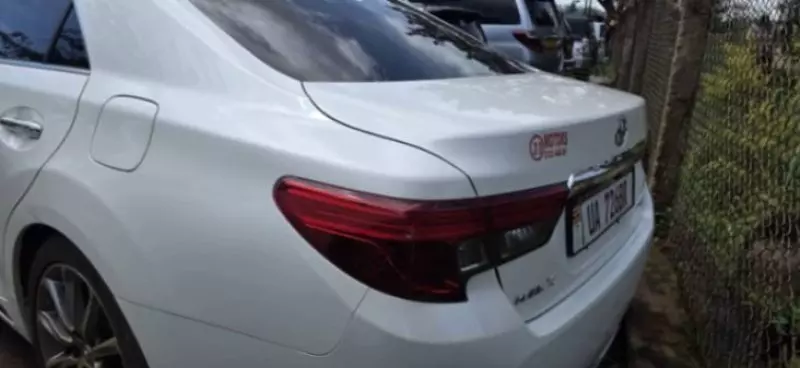 Toyota Mark X - 2012