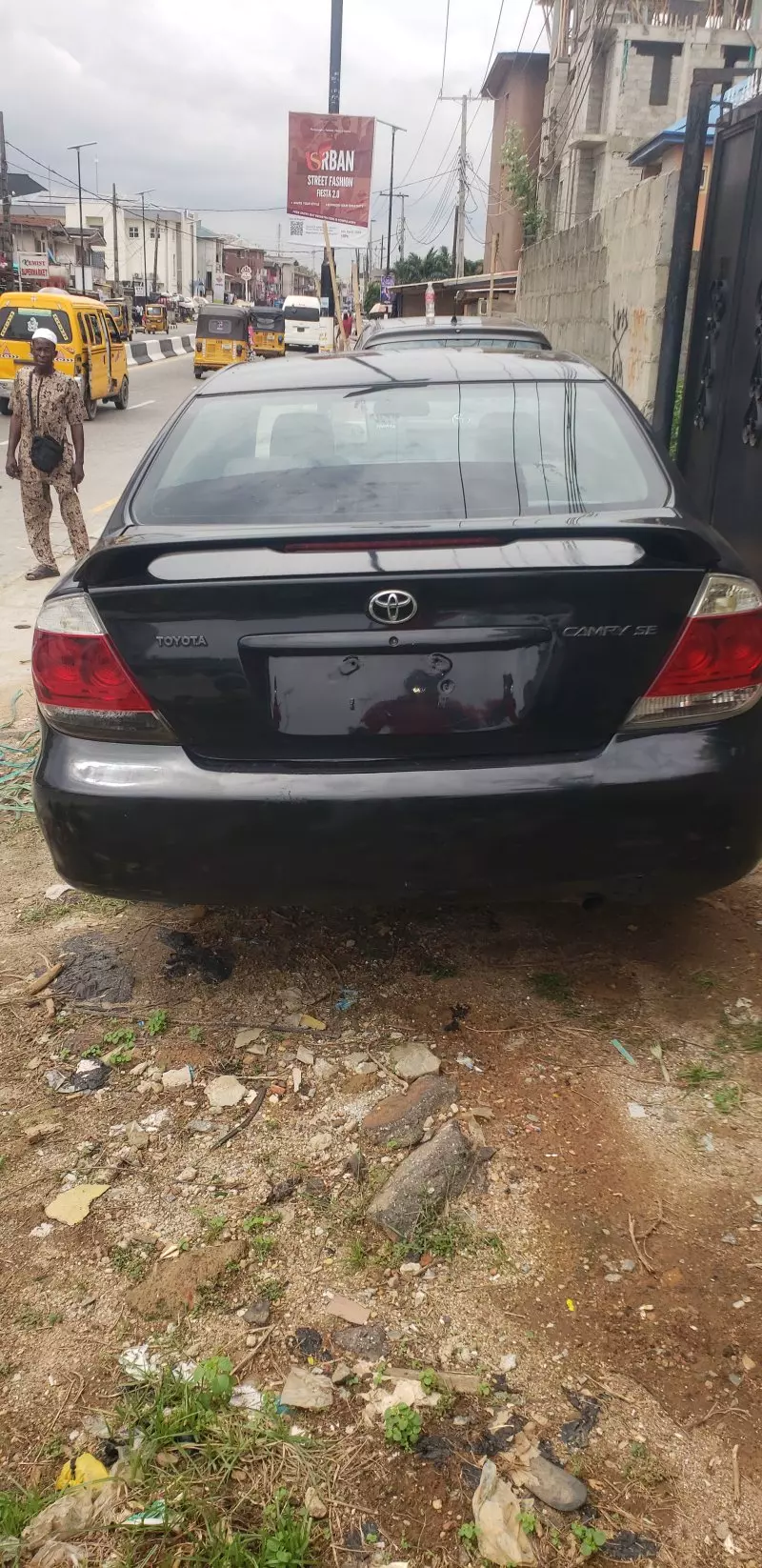 Toyota Camry   - 2005
