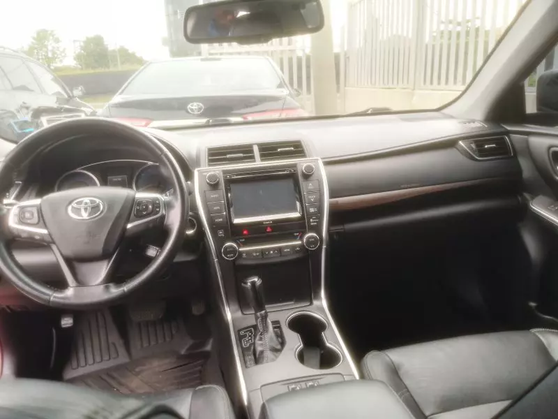 Toyota Camry   - 2017