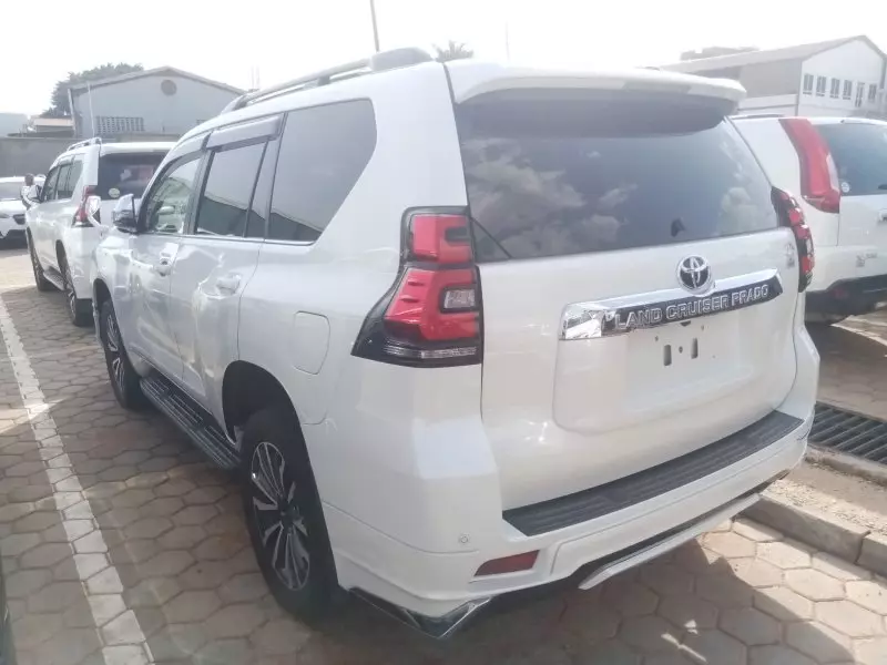 Toyota Landcruiser Prado