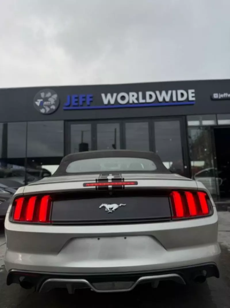 Ford Mustang   - 2016