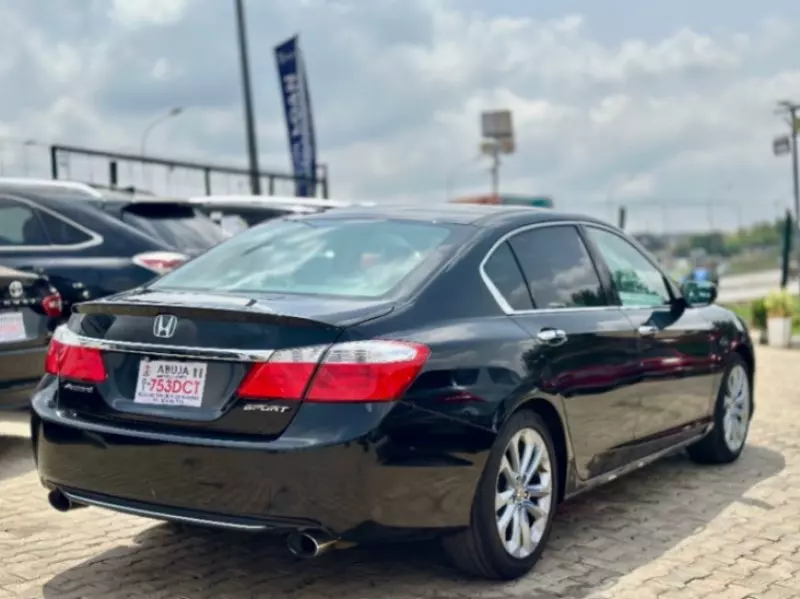 Honda Accord   - 2014