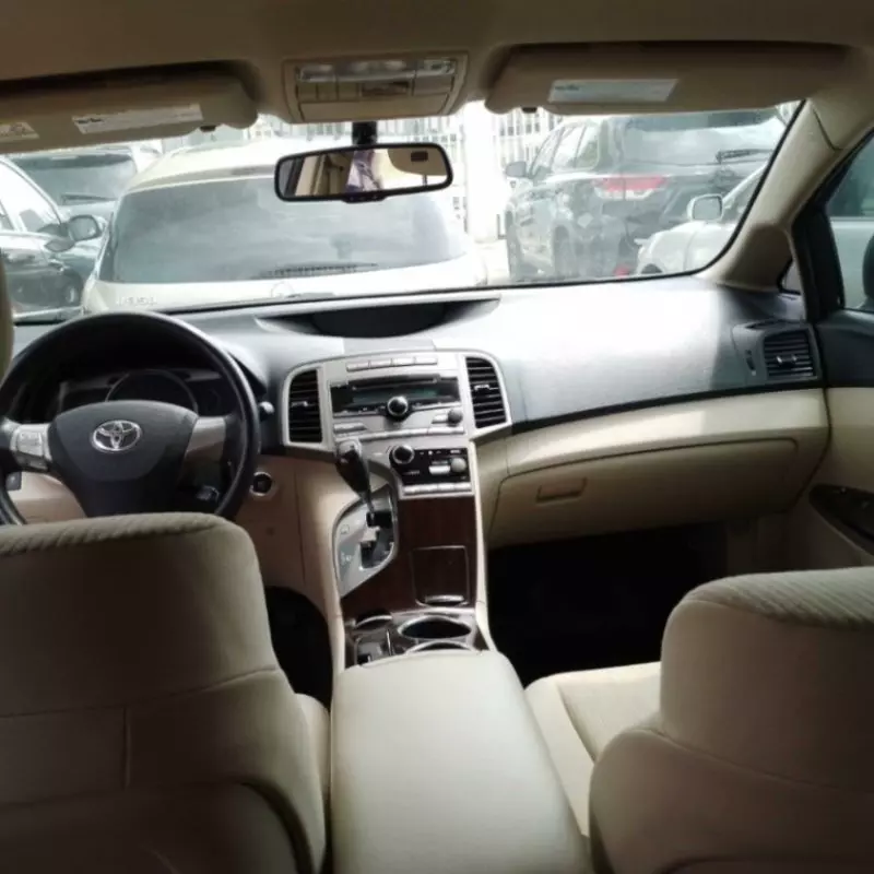 Toyota Venza   - 2010