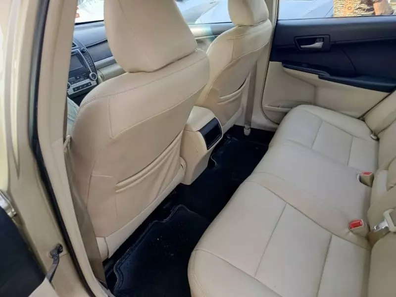 Toyota Camry   - 2012