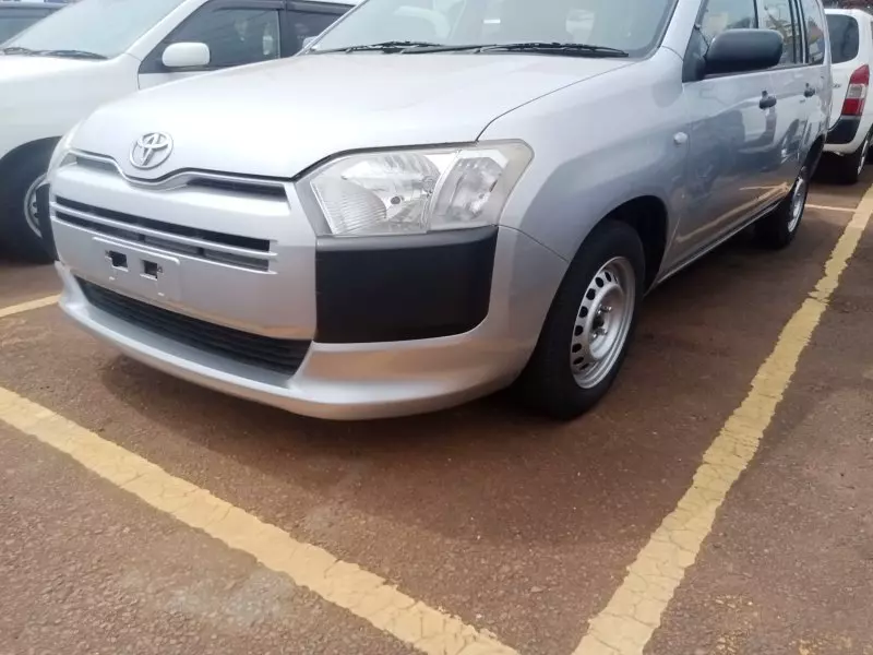 Toyota Probox    - 2016