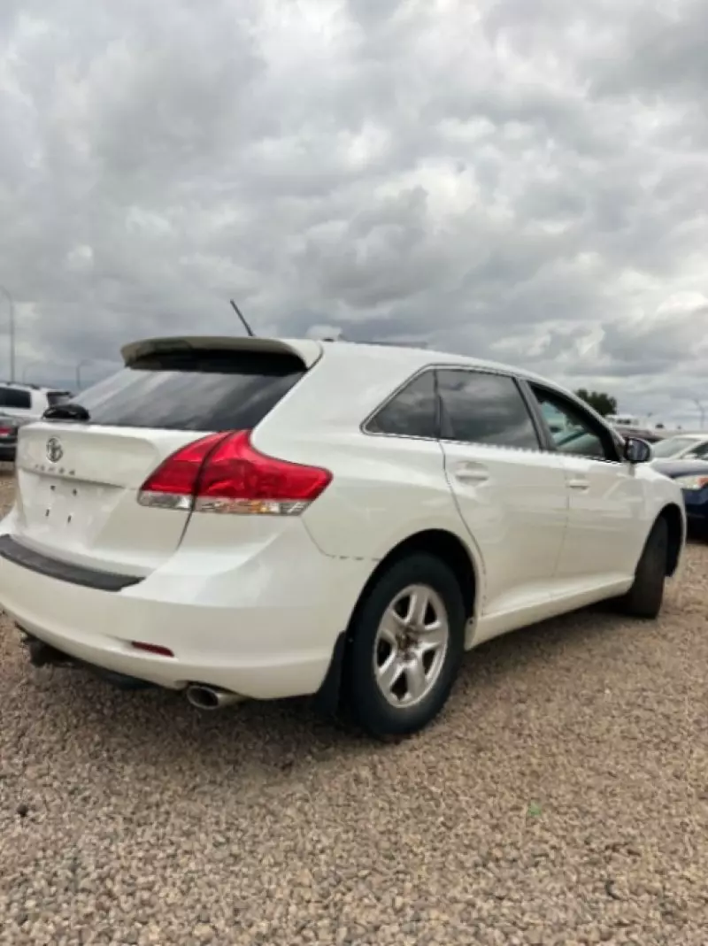 Toyota Venza   - 2013