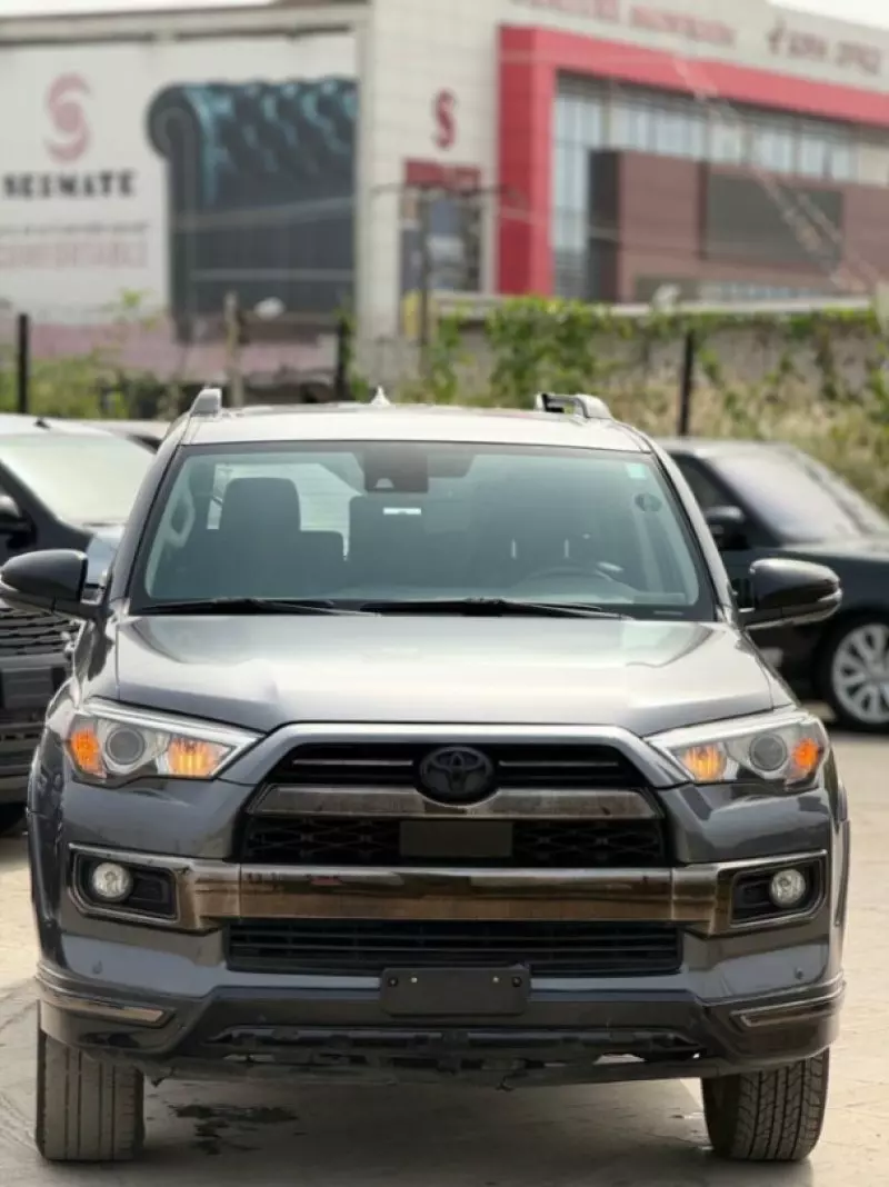 Toyota 4Runner - 2020