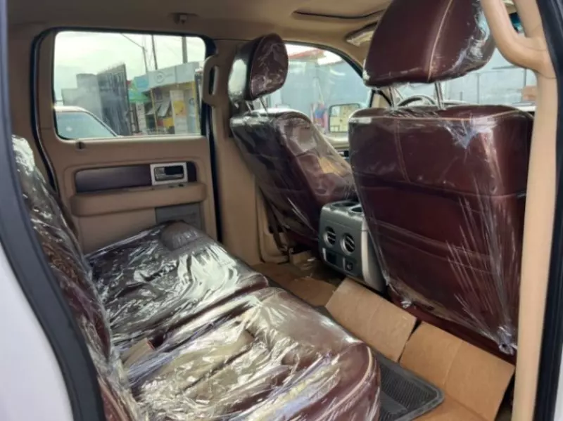 Ford F-150   - 2011