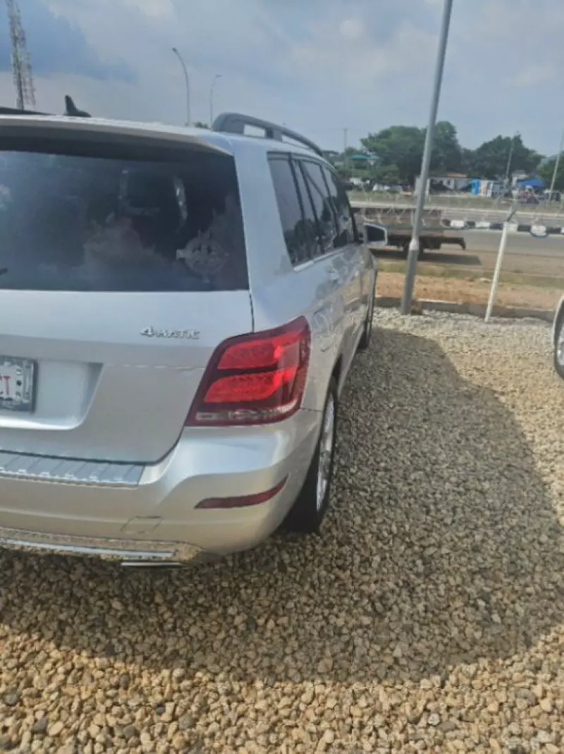 Mercedes-Benz GLK 350   - 2014