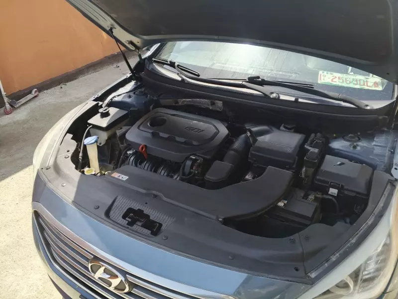 Hyundai Sonata   - 2015