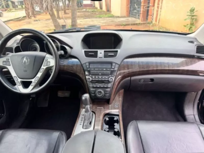 Acura MDX   - 2011