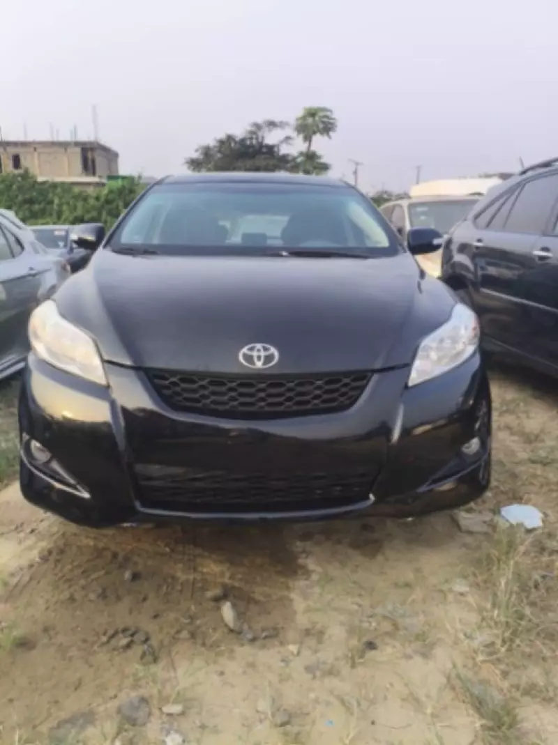 Toyota Corolla Matrix   - 2009