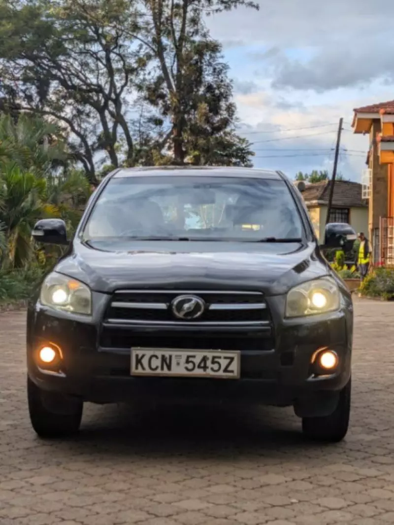 Toyota Rav4   - 2012