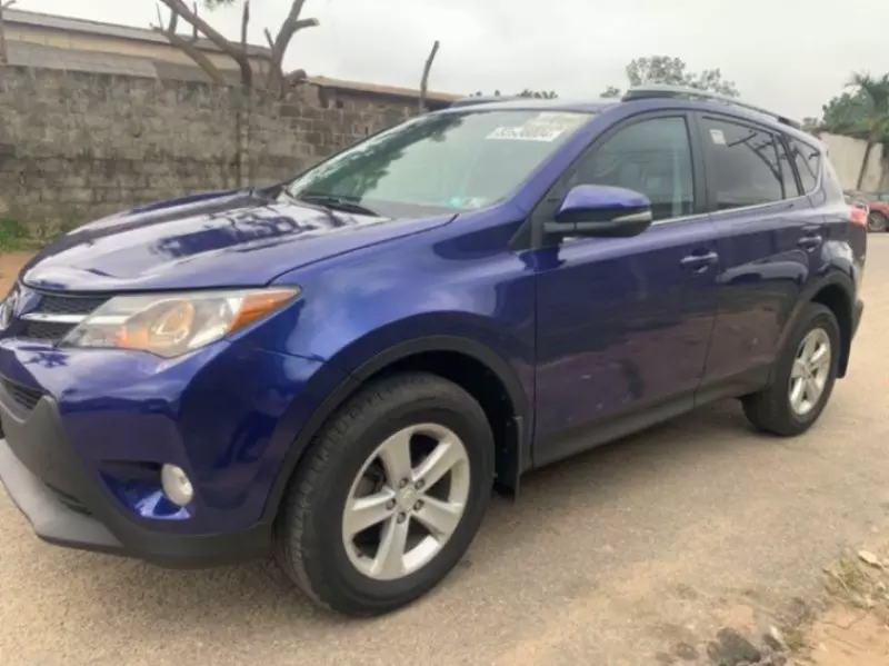 Toyota RAV 4   - 2014