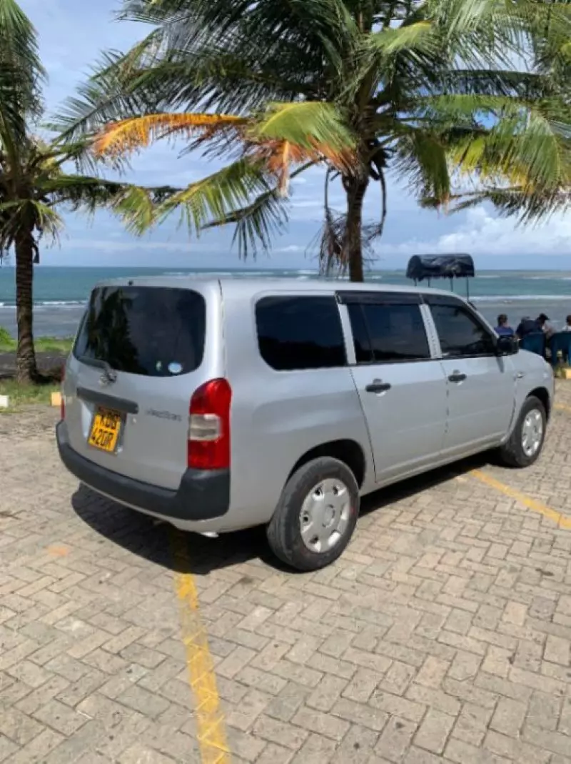 Toyota Probox    - 2015