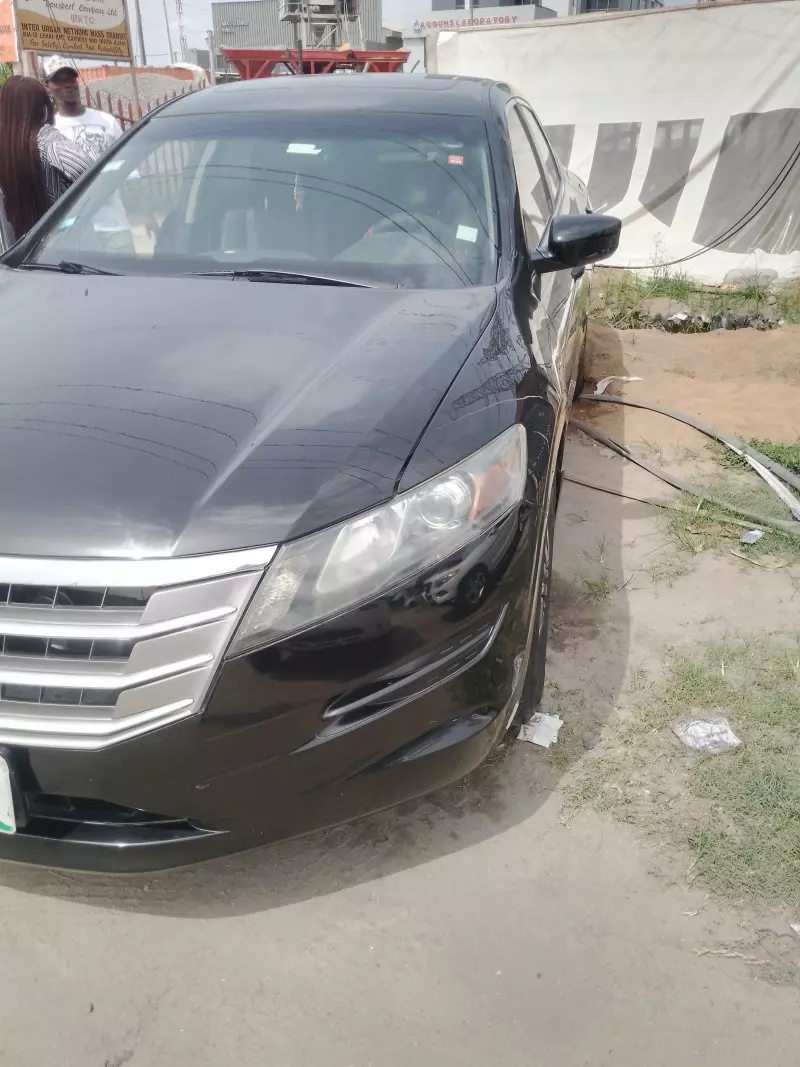Honda Accord Crosstour   - 2012