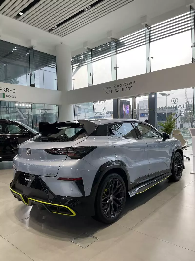 CHANGAN UNI-T   - 2025