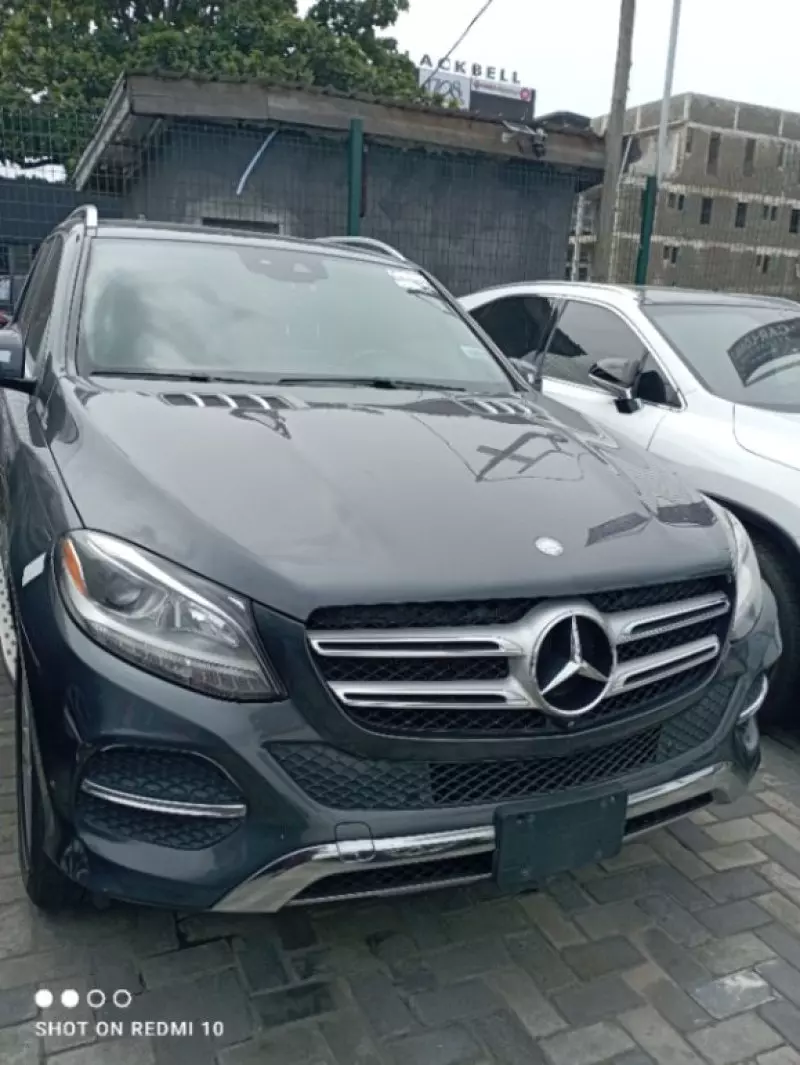 Mercedes-Benz GLE 350   - 2016
