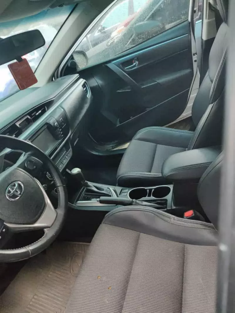 Toyota Corolla   - 2015
