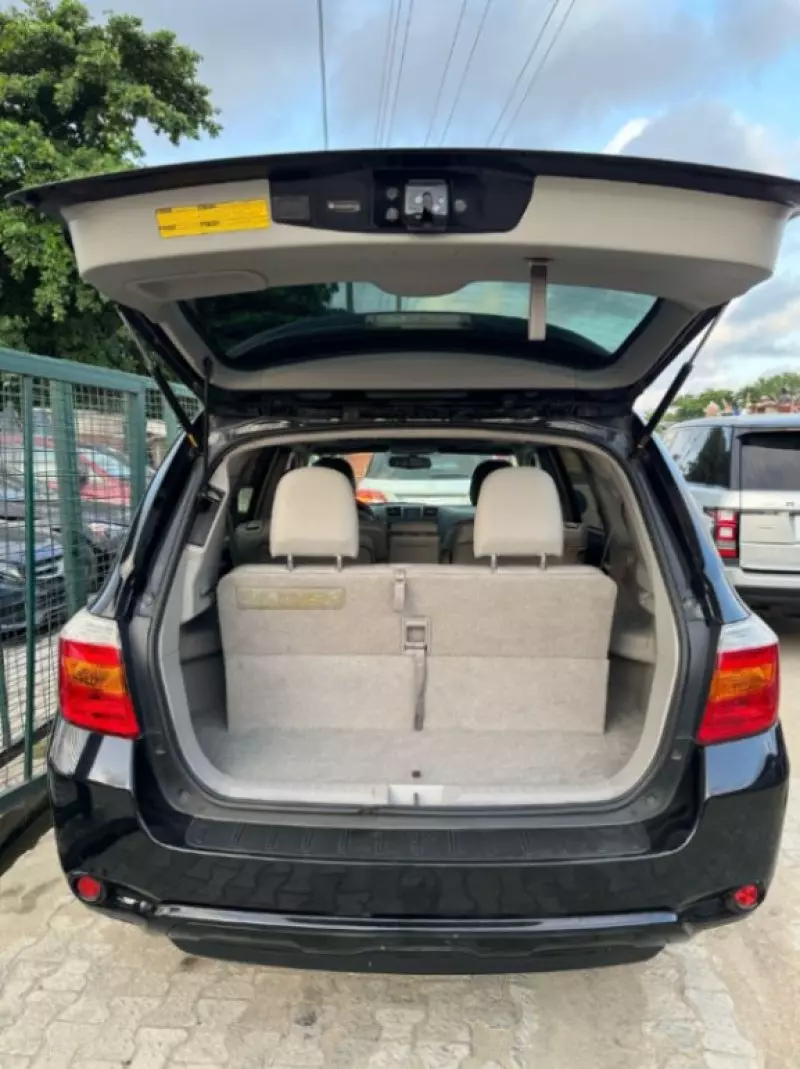Toyota Highlander   - 2008