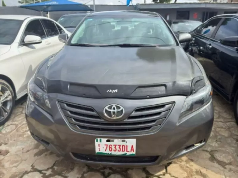 Toyota Camry   - 2008