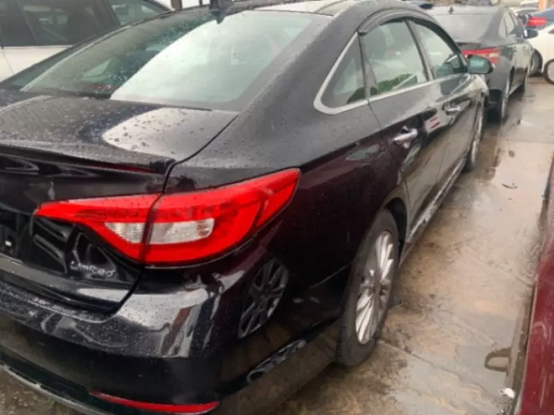 Hyundai Sonata   - 2015
