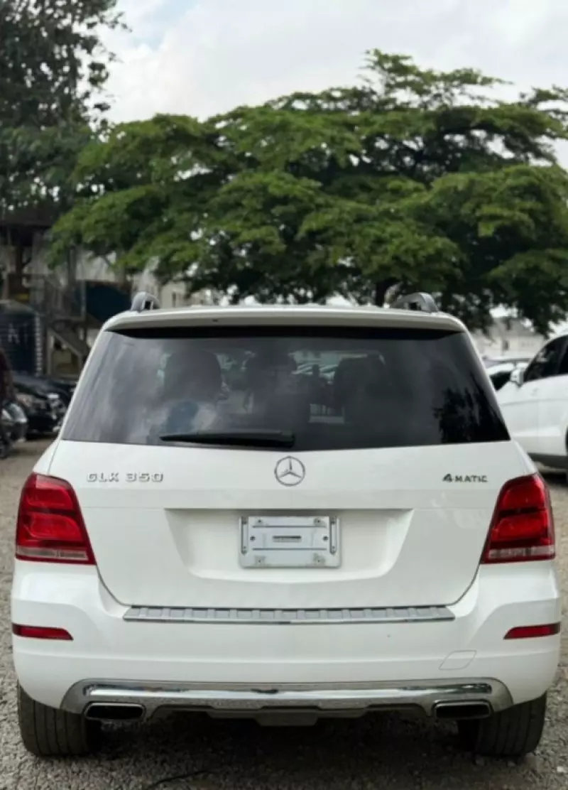 Mercedes-Benz GLK 350   - 2015