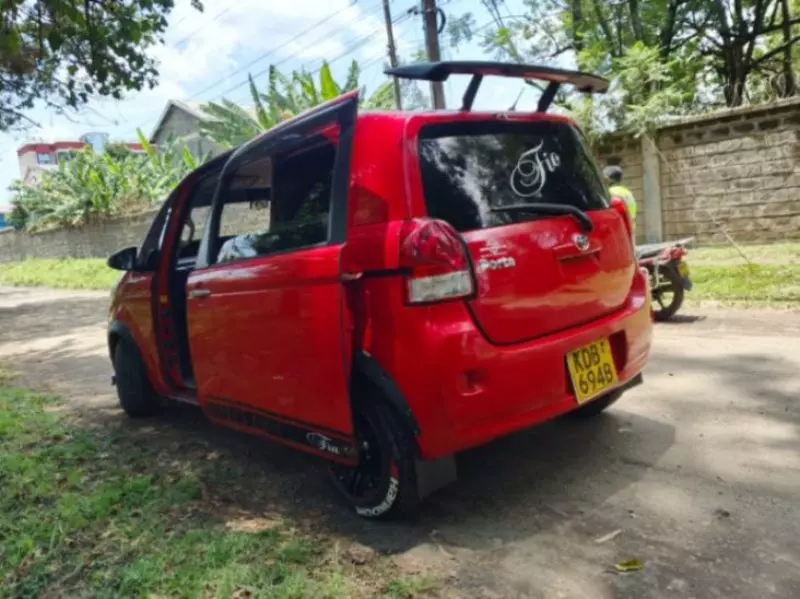 Toyota Porte   - 2014