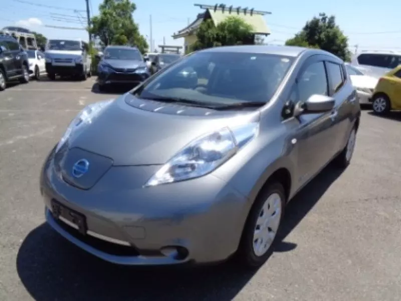 Nissan Leaf   - 2016