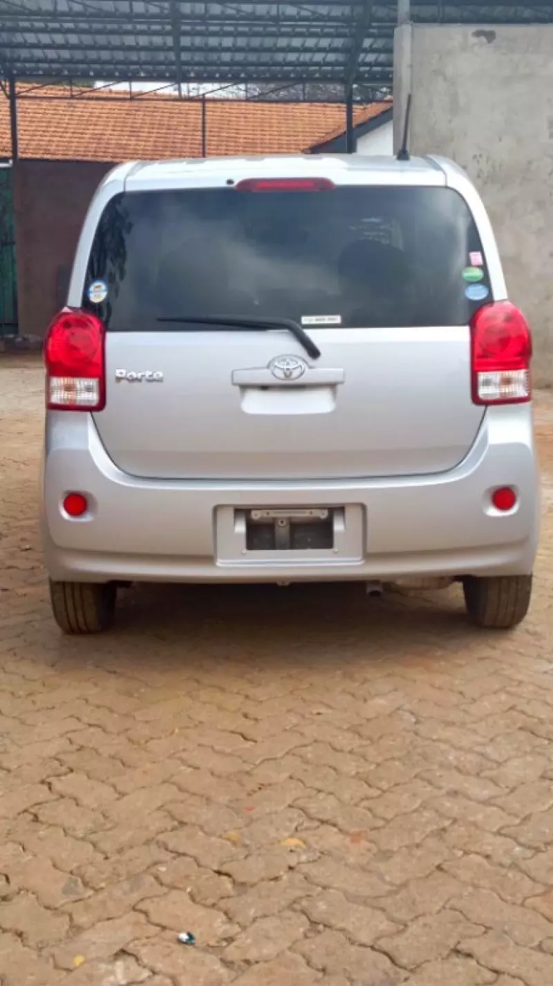 Toyota Porte   - 2018