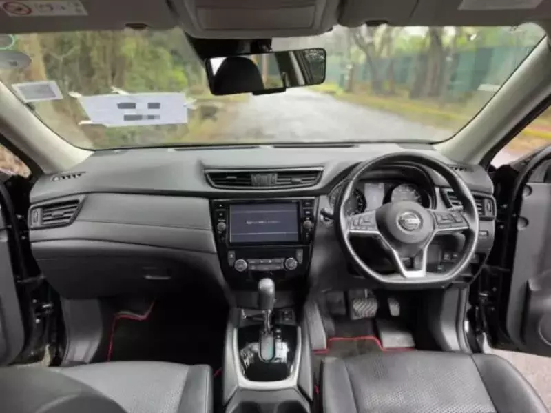 Nissan X-Trail   - 2018