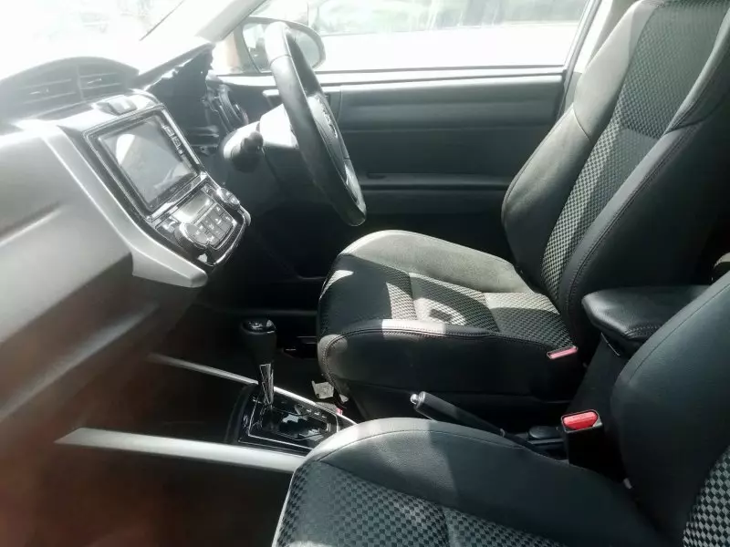 Toyota Fielder hybrid    - 2017