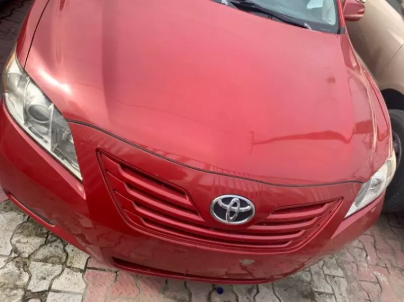 Toyota Camry   - 2009