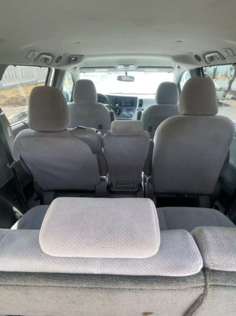 Toyota Sienna   - 2016
