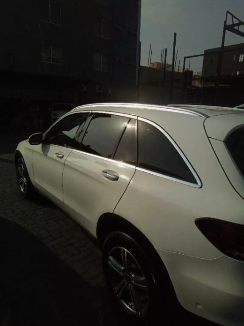 Mercedes-Benz GLC 300