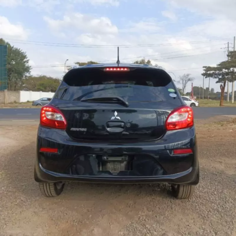 Mitsubishi Mirage   - 2018