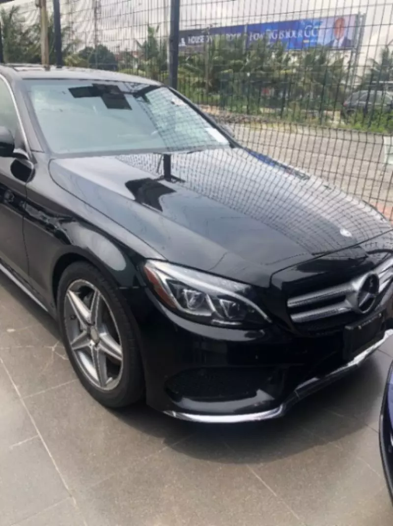 Mercedes-Benz C400   - 2016