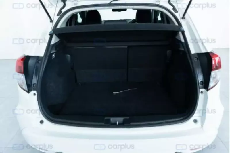 Honda Vezel Hybrid   - 2016