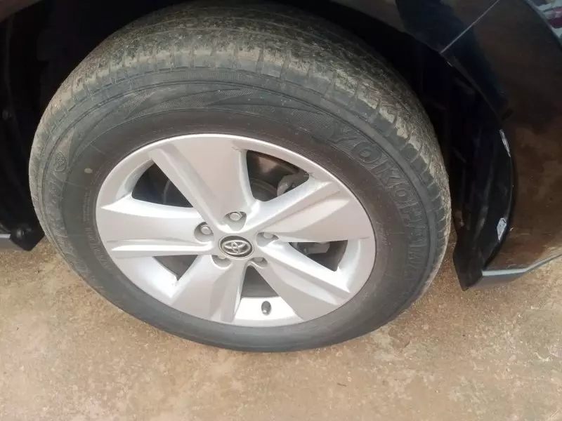 Toyota Harrier   - 2016