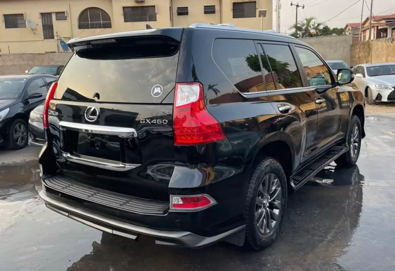 Lexus GX 460   - 2010
