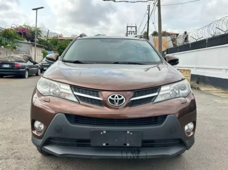 Toyota RAV 4   - 2014