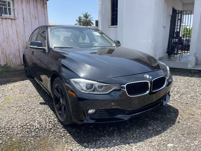BMW 328i   - 2015