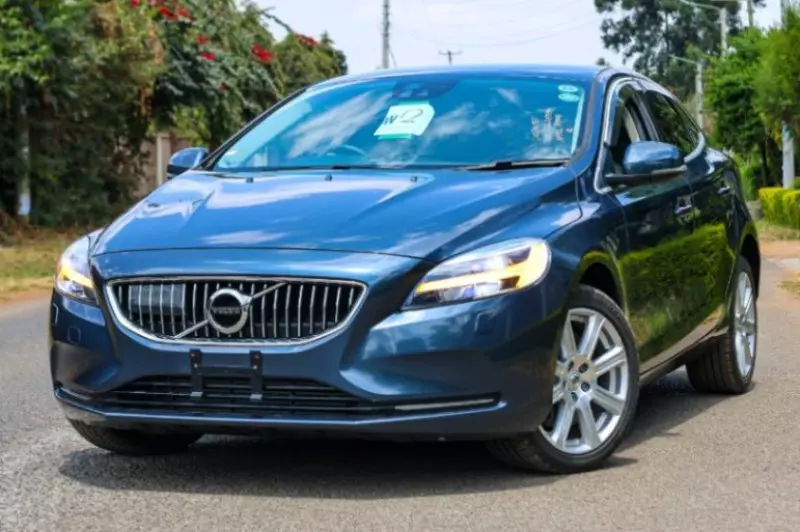 Volvo V40   - 2017
