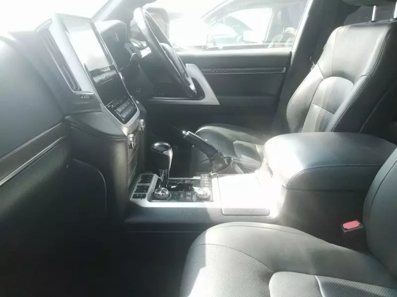 Toyota Landcruiser  V8