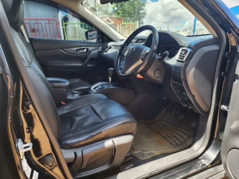 Nissan X-Trail   - 2014
