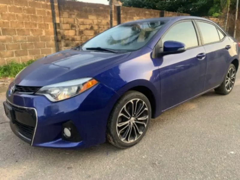 Toyota corolla   - 2015
